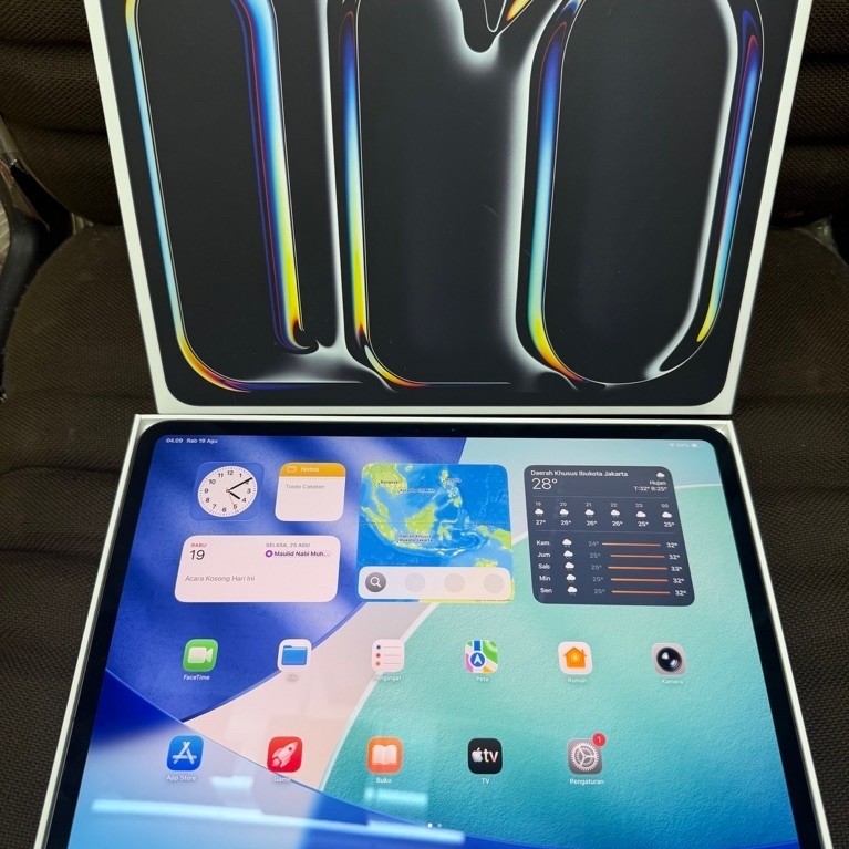 Ipad Pro M5 256GB 13" Cell wifi Second Masih garansi resmi sampai agustus 2027