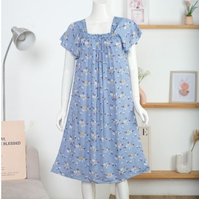 Queena Dress