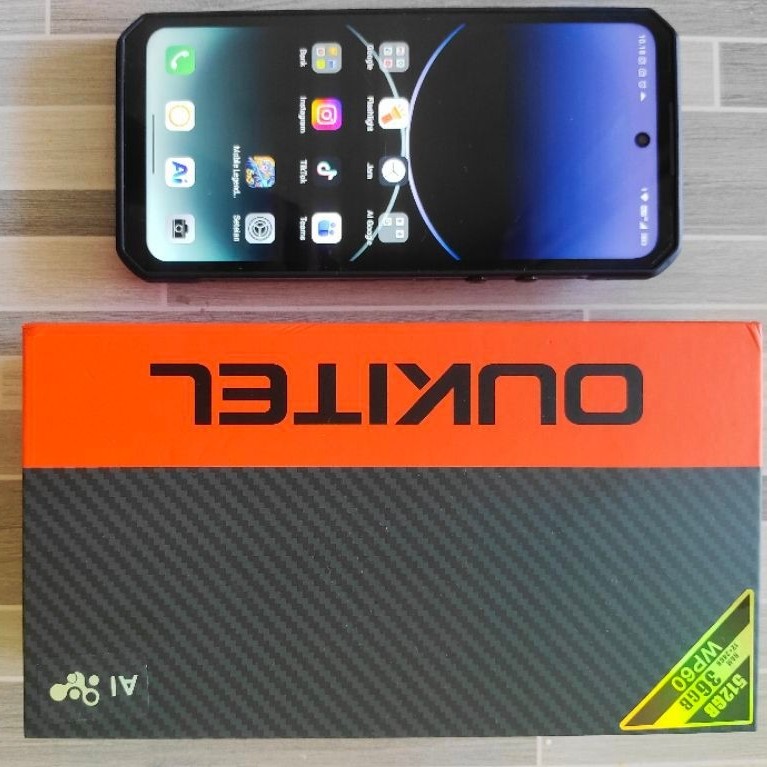 HP Oukitel WP 60 (Like New)