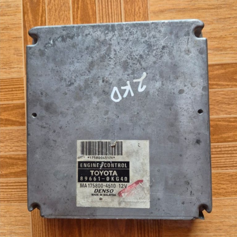 Ecu Innova Diesel 89661-0KG40