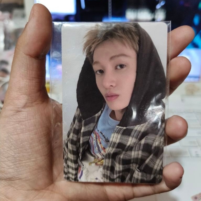 PHOTOCARD & PHOTOSTRIP OFFICIAL MARTIN CORTIS
