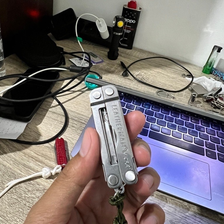 Leatherman Micra Multitool Stainless Steel 10 Fungsi Kondisi Koleksi