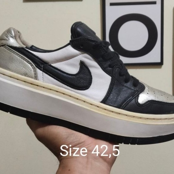 Nike AJ Low