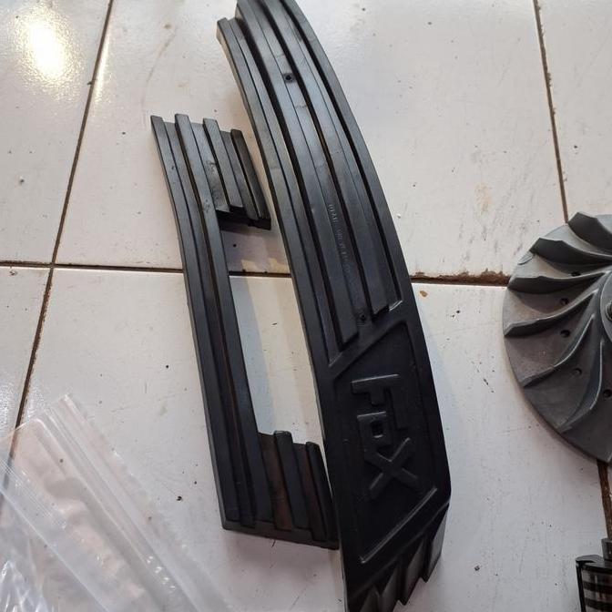 TRIM PANEL TEPONG UTAH ITALY ORI COPOTAN SESUAI FOTO ADA BAGIAN YANG GA ADA BUAT VESPA PTS DKK. NHV9