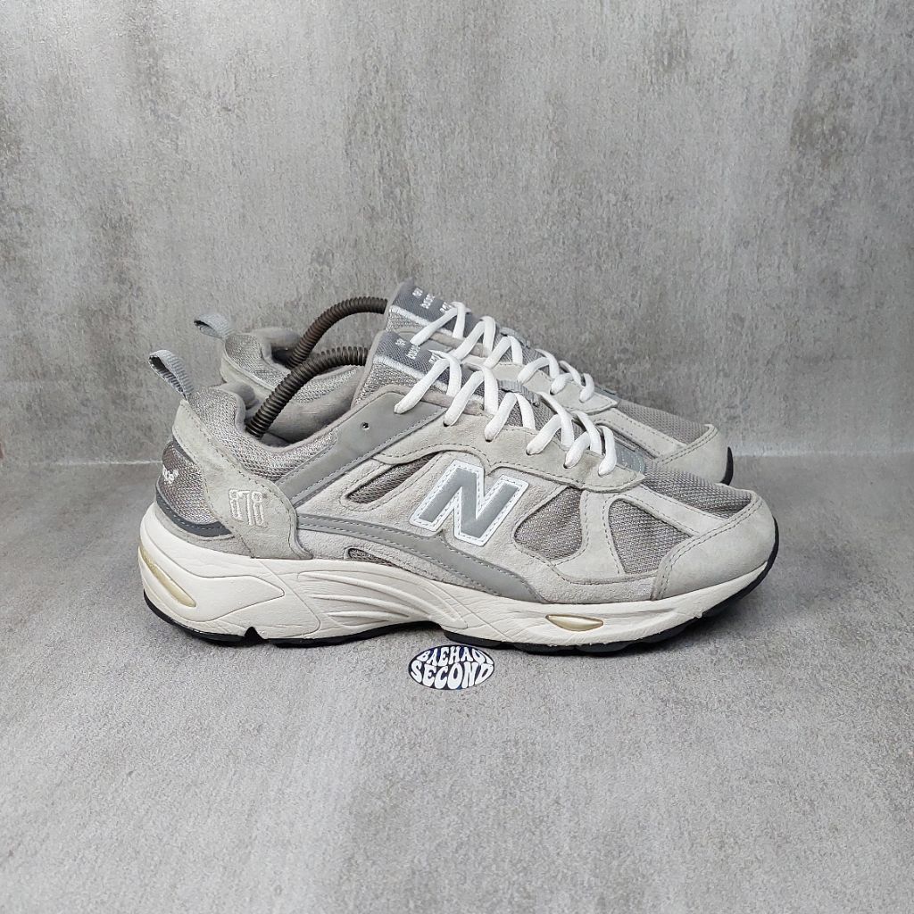 Sepatu New Balance 878 Grey