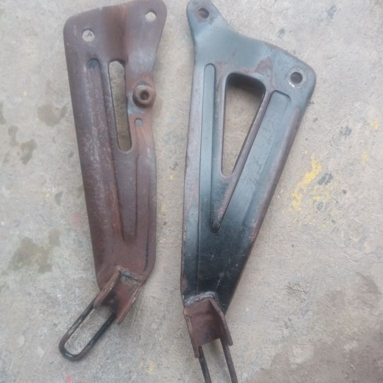 sepasang pangkon postep belakang Honda grand ori bekas ready