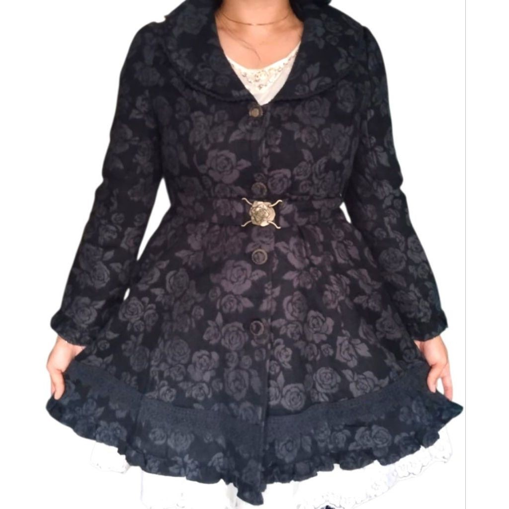 Coat Wool Bunga Megar brand AXES FEMME