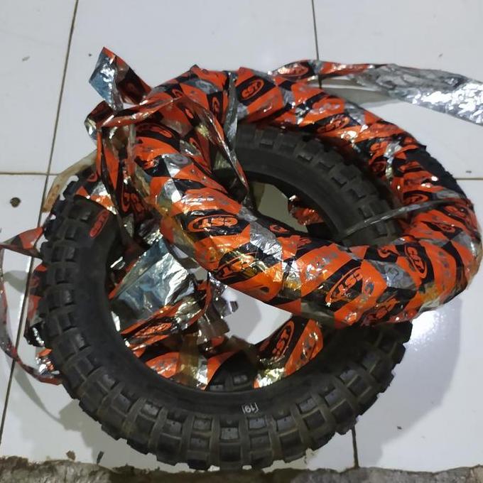 BAN LUAR CST UKURAN 2.50/10 RING 10 VESPA PTS CORSA PX NOS PACUL SATU NHV99