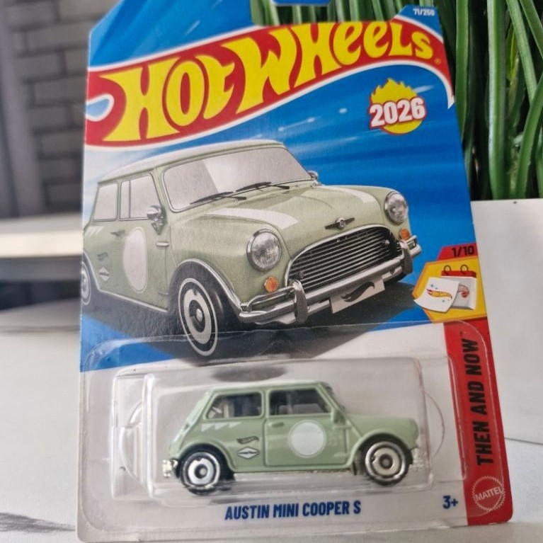 Hot Wheels Mr. Bean Austin Mini