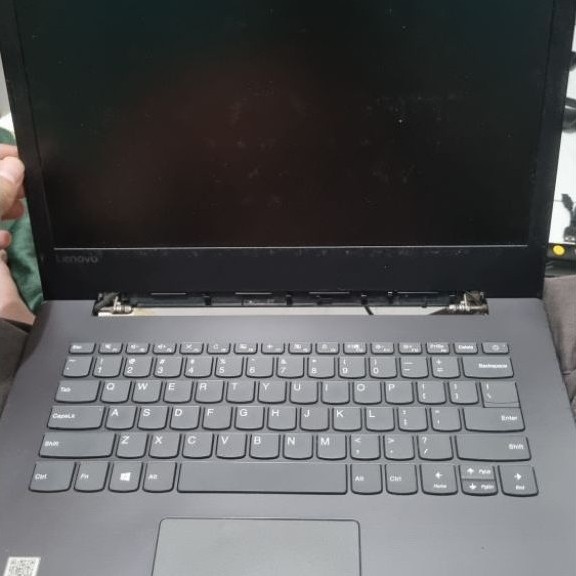 Laptop Lenovo Ideapad 330 matot