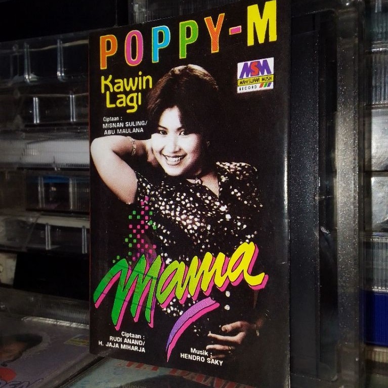 kaset pita Poppy M - mama