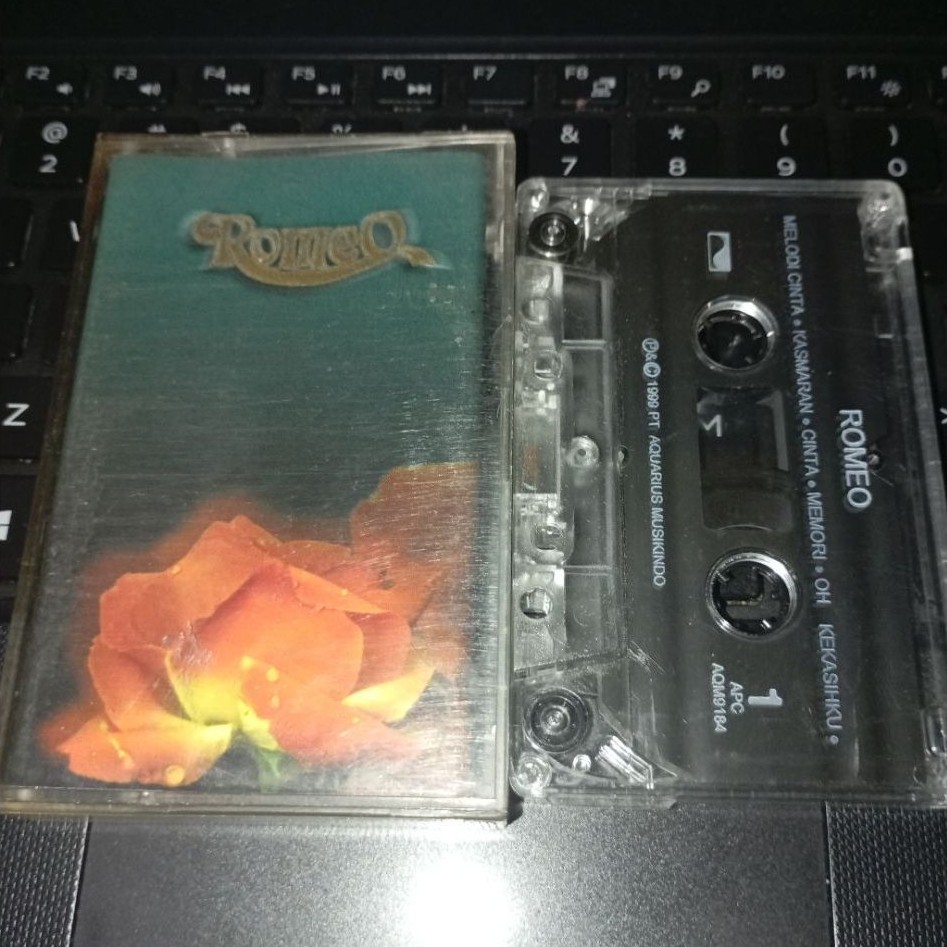 Kaset Romeo - Bunga Terakhir | Original Album Indo