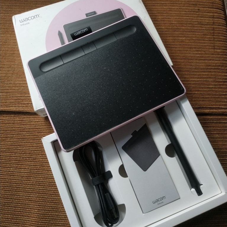 wacom Intuos CTL4100WL Ctl 4100 CTL4100 wireless bluetooth pentab small bekas fullset siap pakai cth