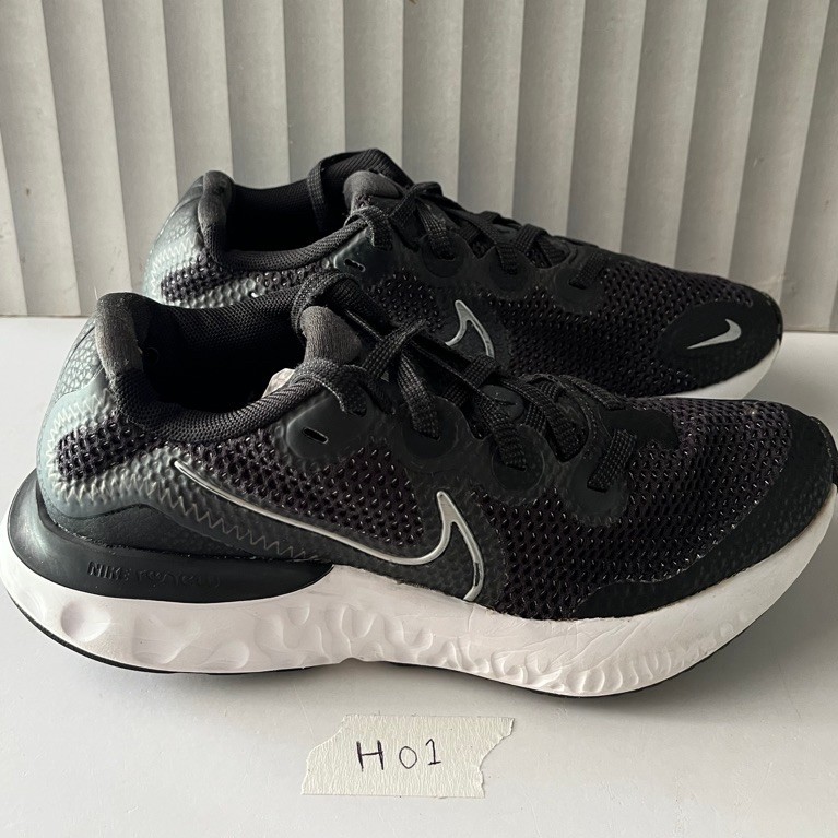 Sepatu Nike Renew Run Black Size 35,5/22,5cm