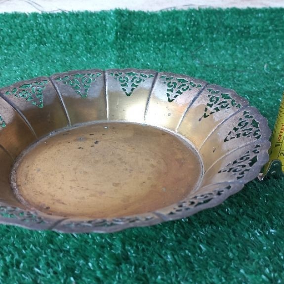 Piring Kuningan Eropa Antik