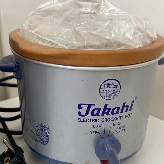 Takahi Slow Cooker