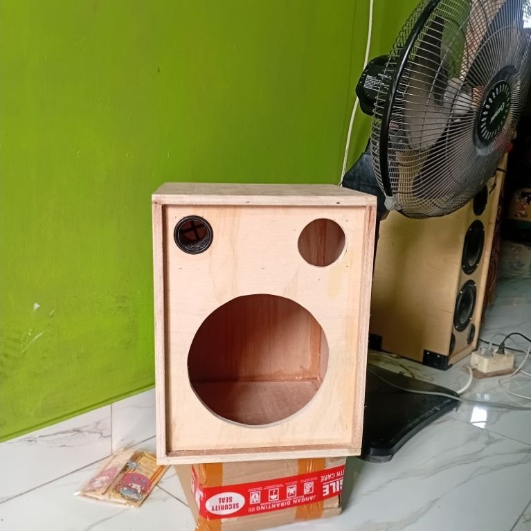 BOX SPEAKER 8 inch single+tweeter 3 inch