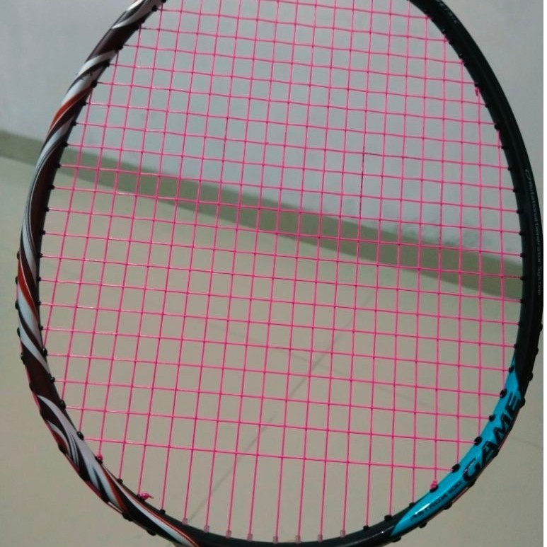 Raket Yonex astrox 100 Game