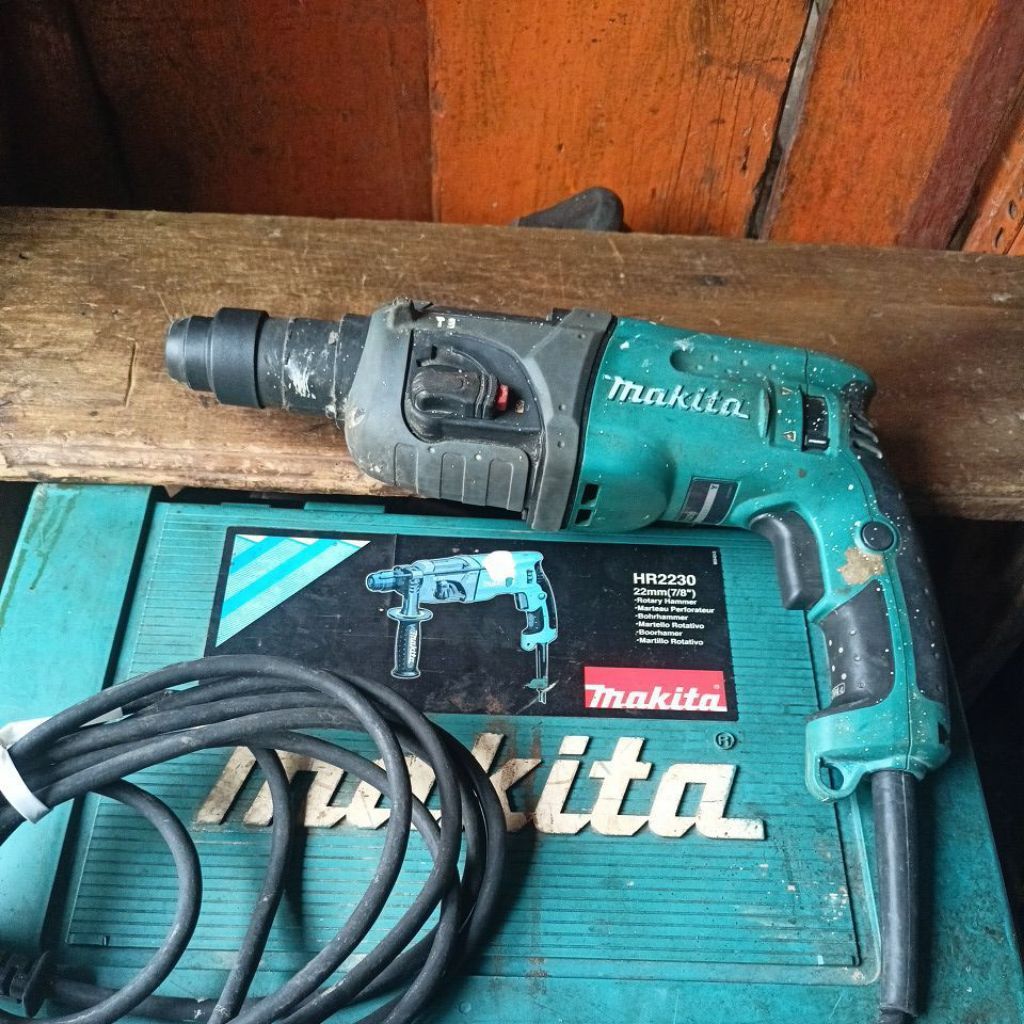 mesin bor makita hr2230 original barang bekas normal