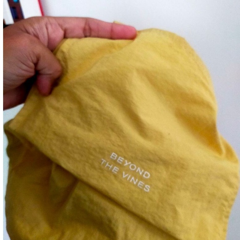 Preloved Tas BTV Kuning