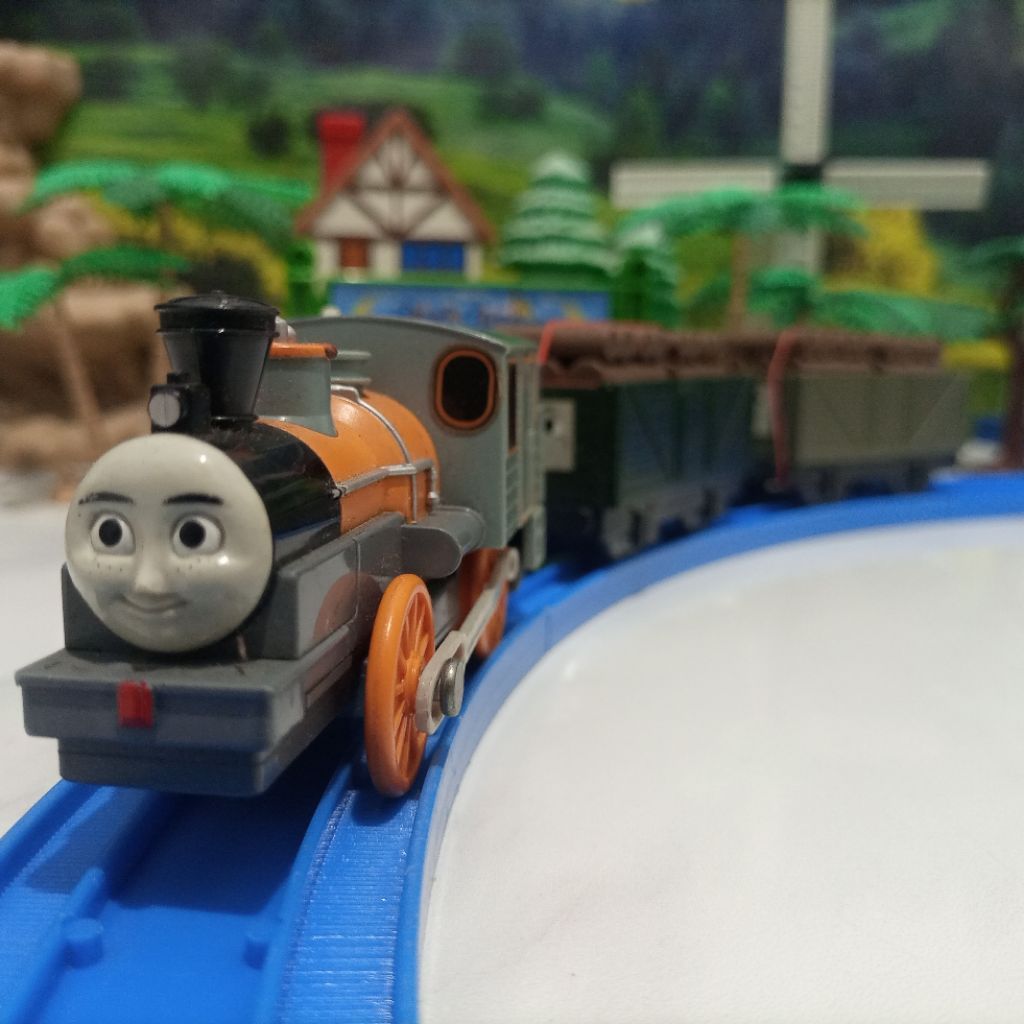 Takara Tomy Plarail - TS-16 Plarail Dash (Thomas Series)