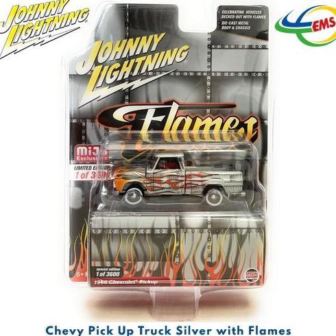 JLCP7361 - JOHNNY LIGHTNING 1/64 CHEVY PICK UP TRUCK SILVER WITH FLAMES SMETOY