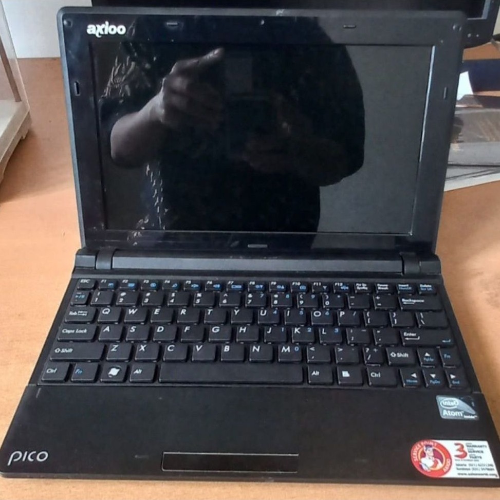 Laptop Axioo pico