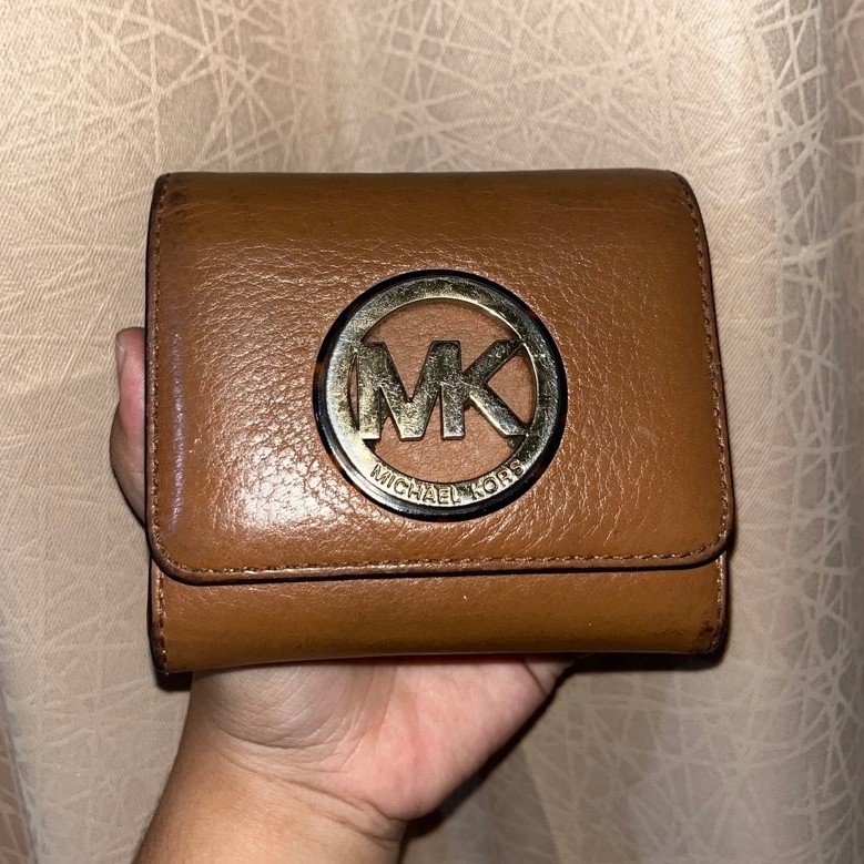Mk dompet kulit kecil big logo