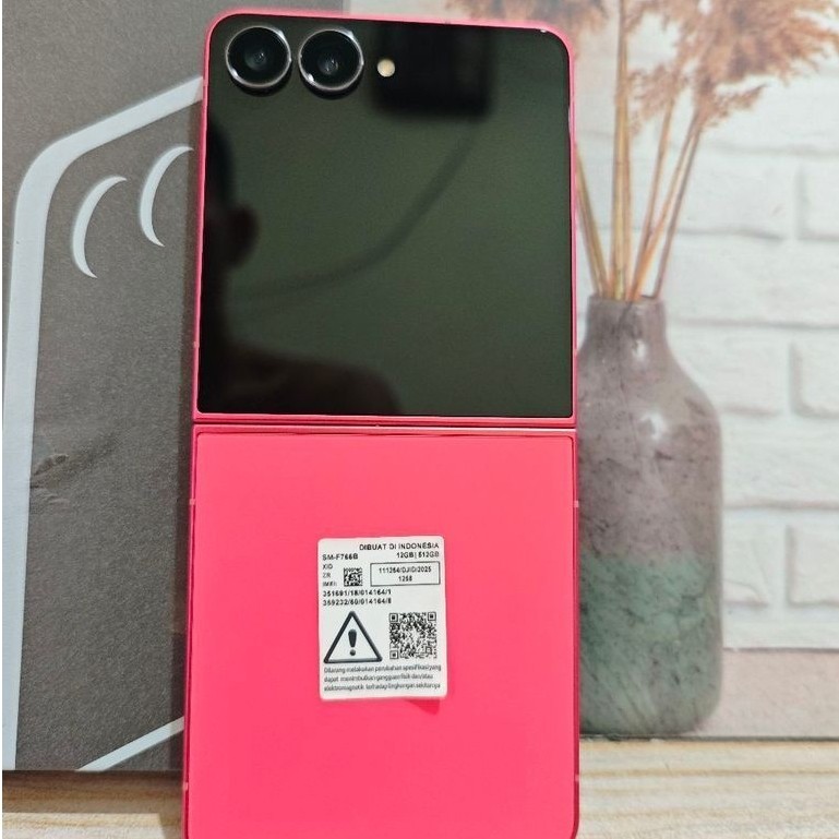 Samsung Z Flip 7 12/512 Second Original Like New
