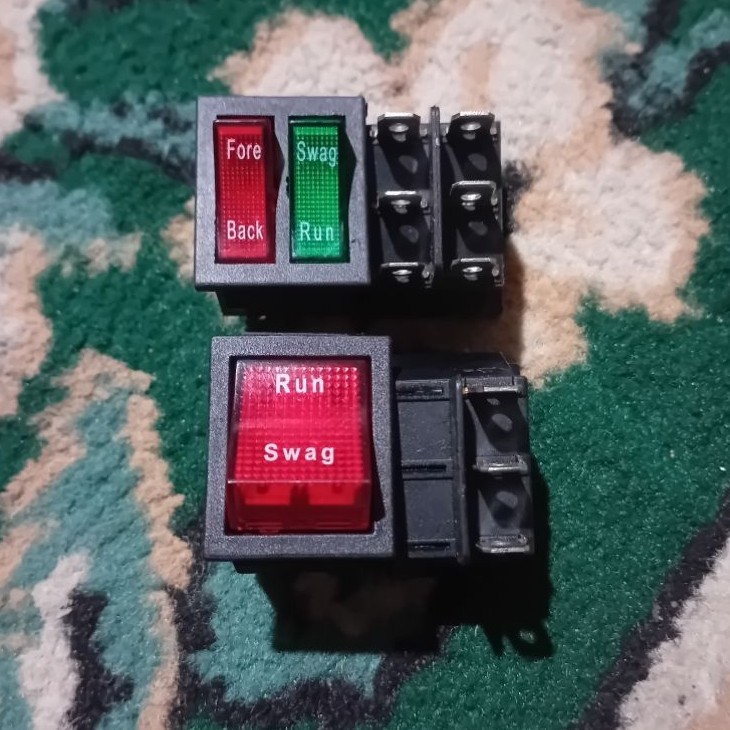 saklar rocker (rocker switch)