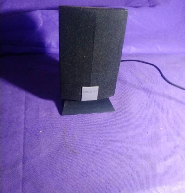 Speaker  Satelit  CREATIVE 3 INCH,BAGUS