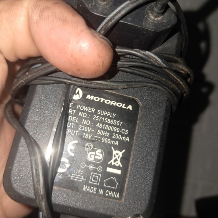 Adaptor Charger Motorola Power Supply 18V 900mA