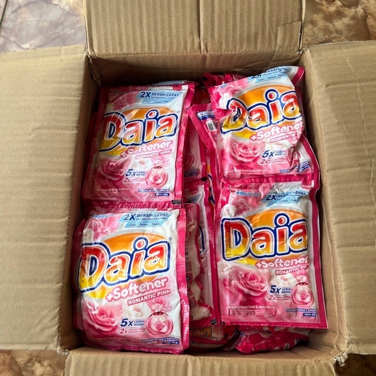 Daia Deterjen Bubuk renceng (Karton=72sachet) Daia Sachet 1000