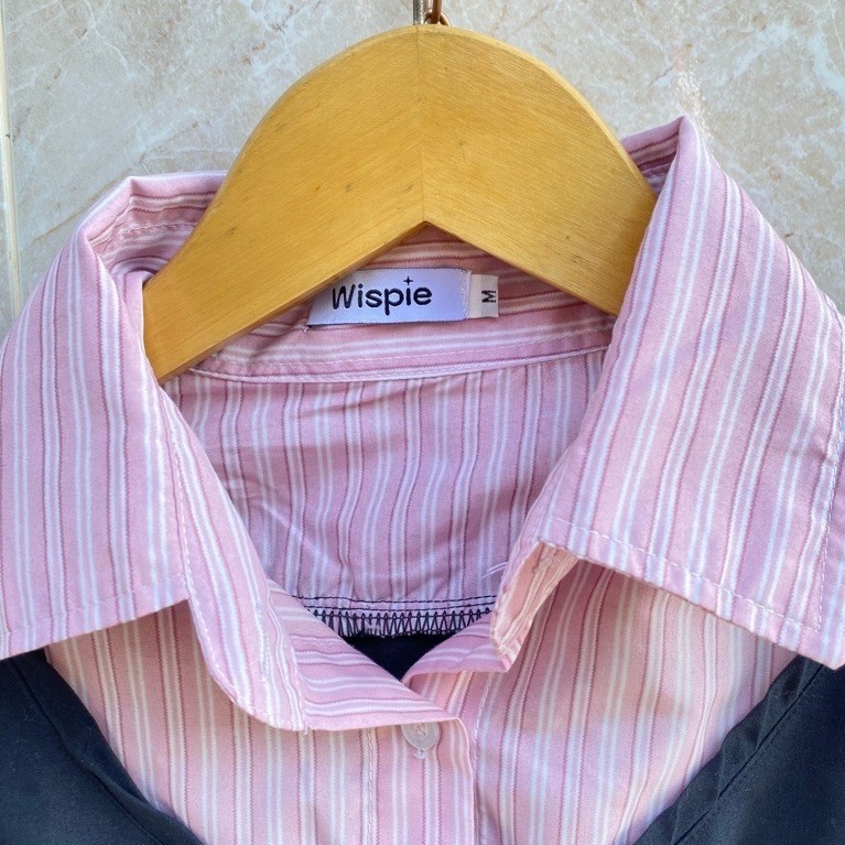 PL Kemeja Wanita Wispie Motif Garis Pink Lengan Panjang Kerah