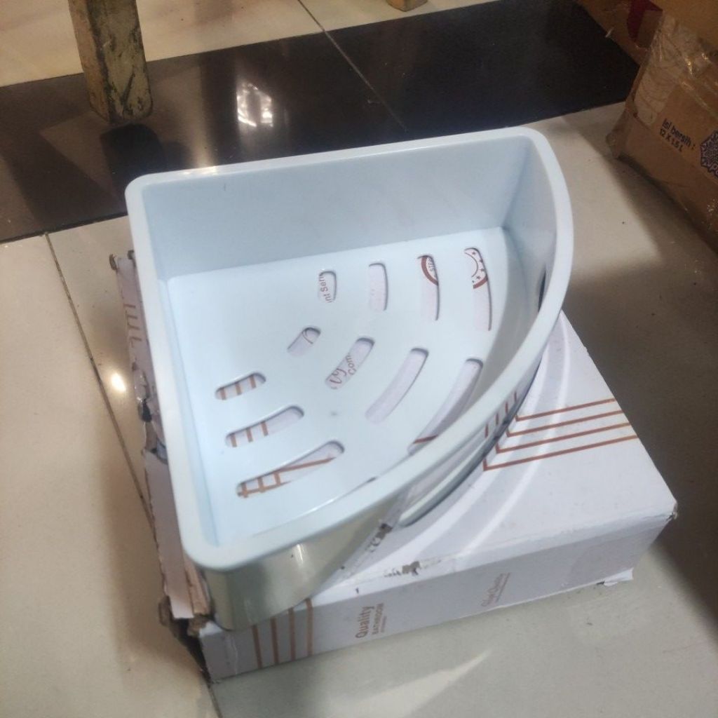 rak sabun sudut stenlis / tempat sabun sudut kamar mandi