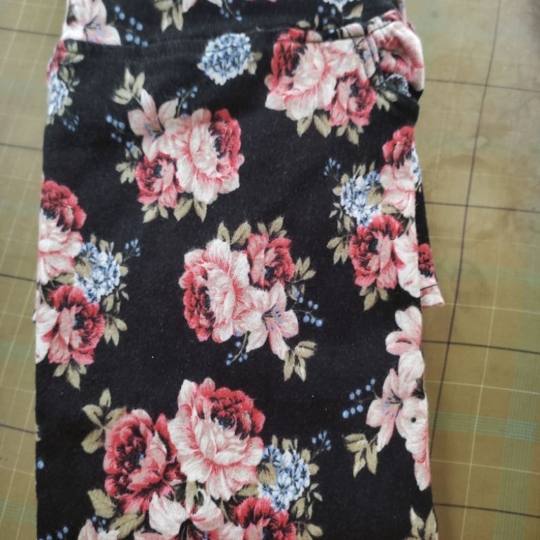 Rok / Skirt Katun motif bunga