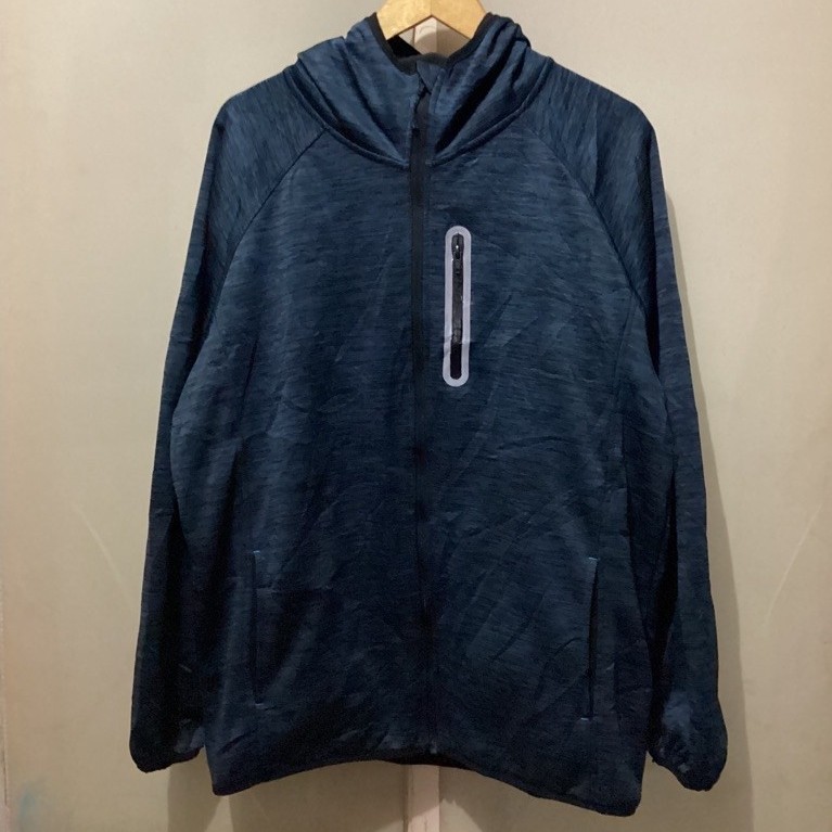 ST114 | Hoodie Zipper Find-Out Tech
