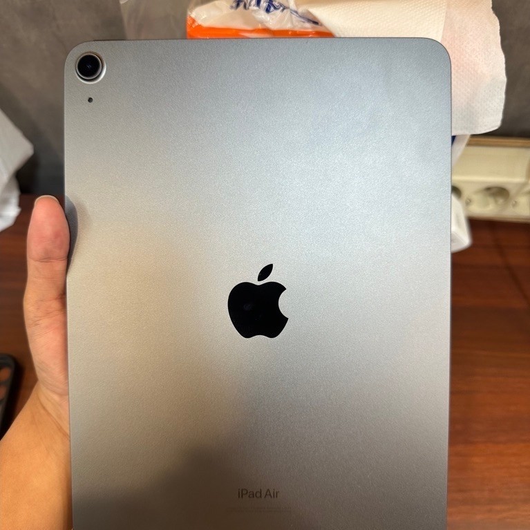 Apple iPad Air 5 M1 11inch 64GB Grey Wifi Unit+Chrgr