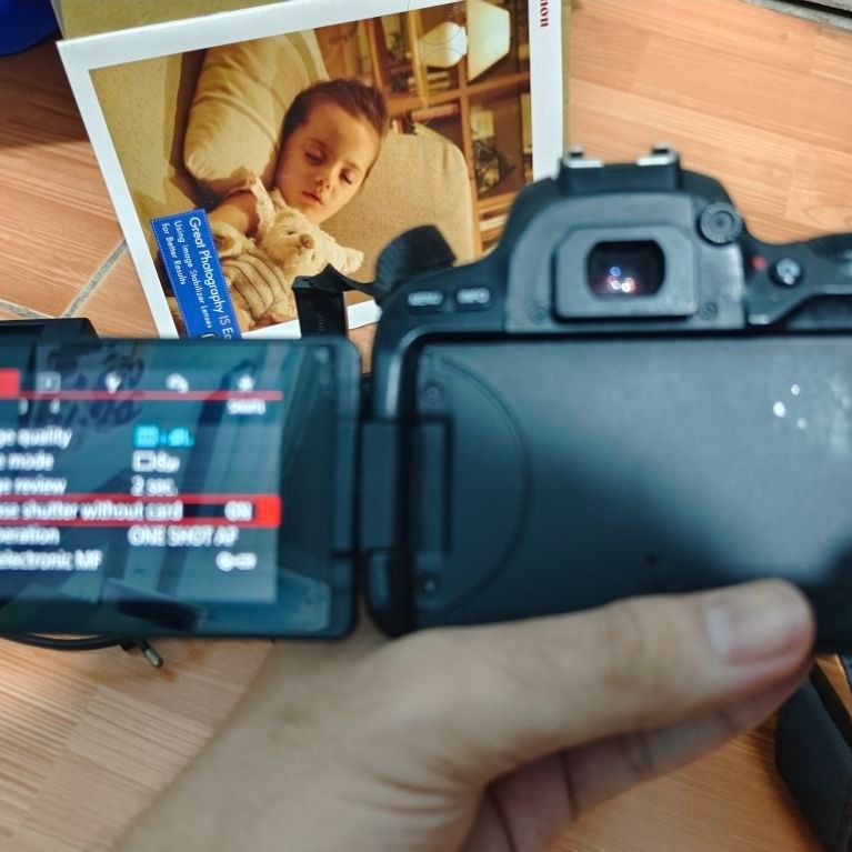 Canon 200D body only