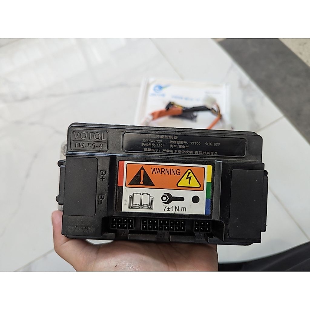 Controler  VOTOL EM50-4 Socket PNP uwinfly T3S
