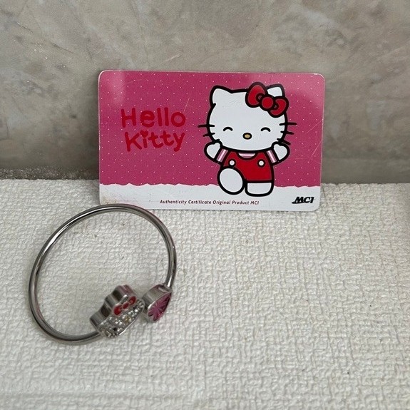 Preloved Gelang MCI kesehatan buat anak perempuan, seri hello kitty edisi Sanrio, original minus dus
