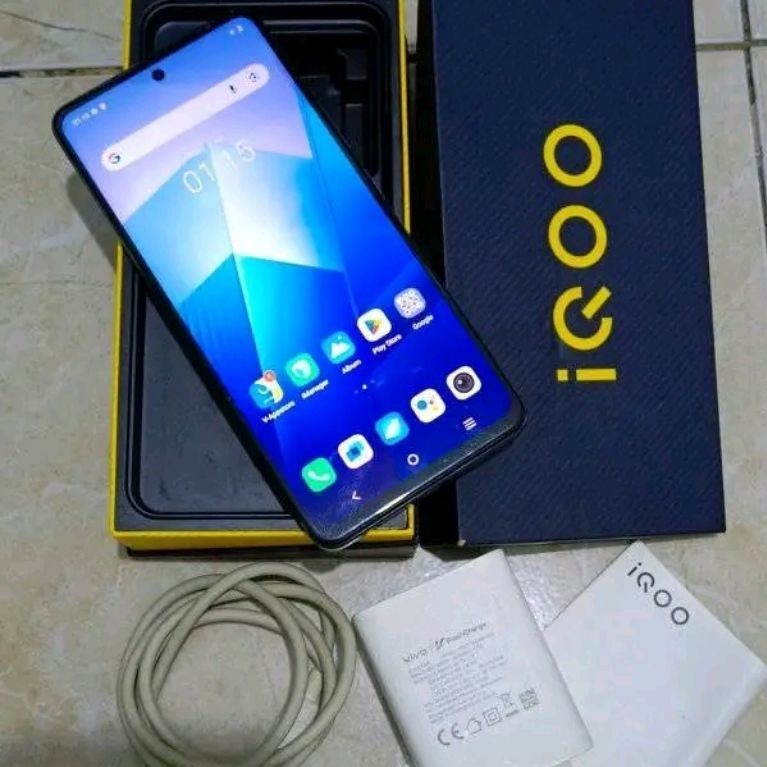 hp second iqoo z7x 5G 8/256