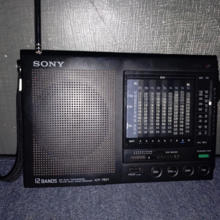 Sony ICF-7601