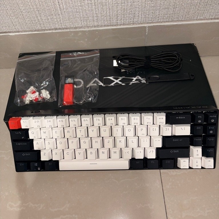 Keyboard Daxa Rexus M71 Pro Wireless - Hitam