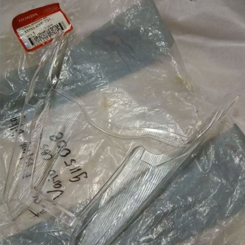 33702 KVB T01 LENSA MIKA SEIN BELAKANG VARIO TECHNO 110 ORIGINAL AHM MASIH SEGEL