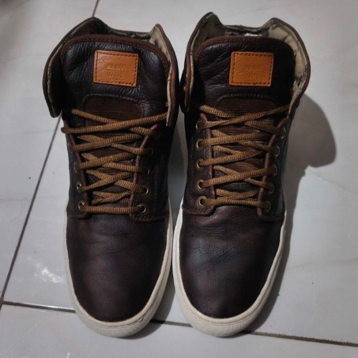Sepatu Second Vans mid Alomar Duck hunt Ory autentic Size 45