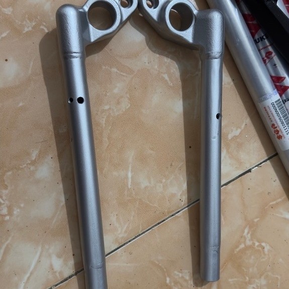 stang RAIDER 125 OLD bisa di pasang di satria fu