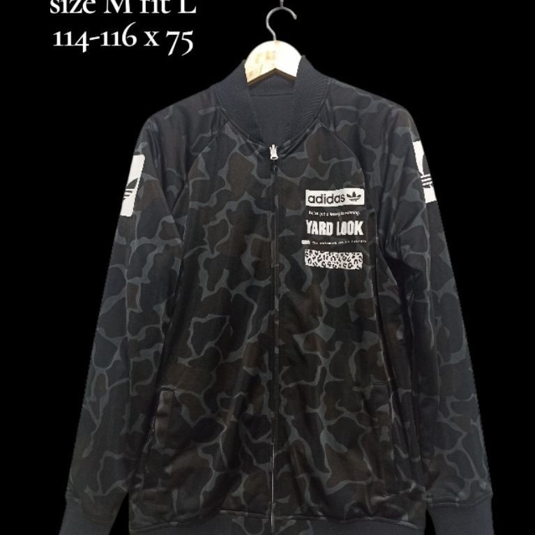 jacket adid4s camo reversible hitam abu sz M fit L