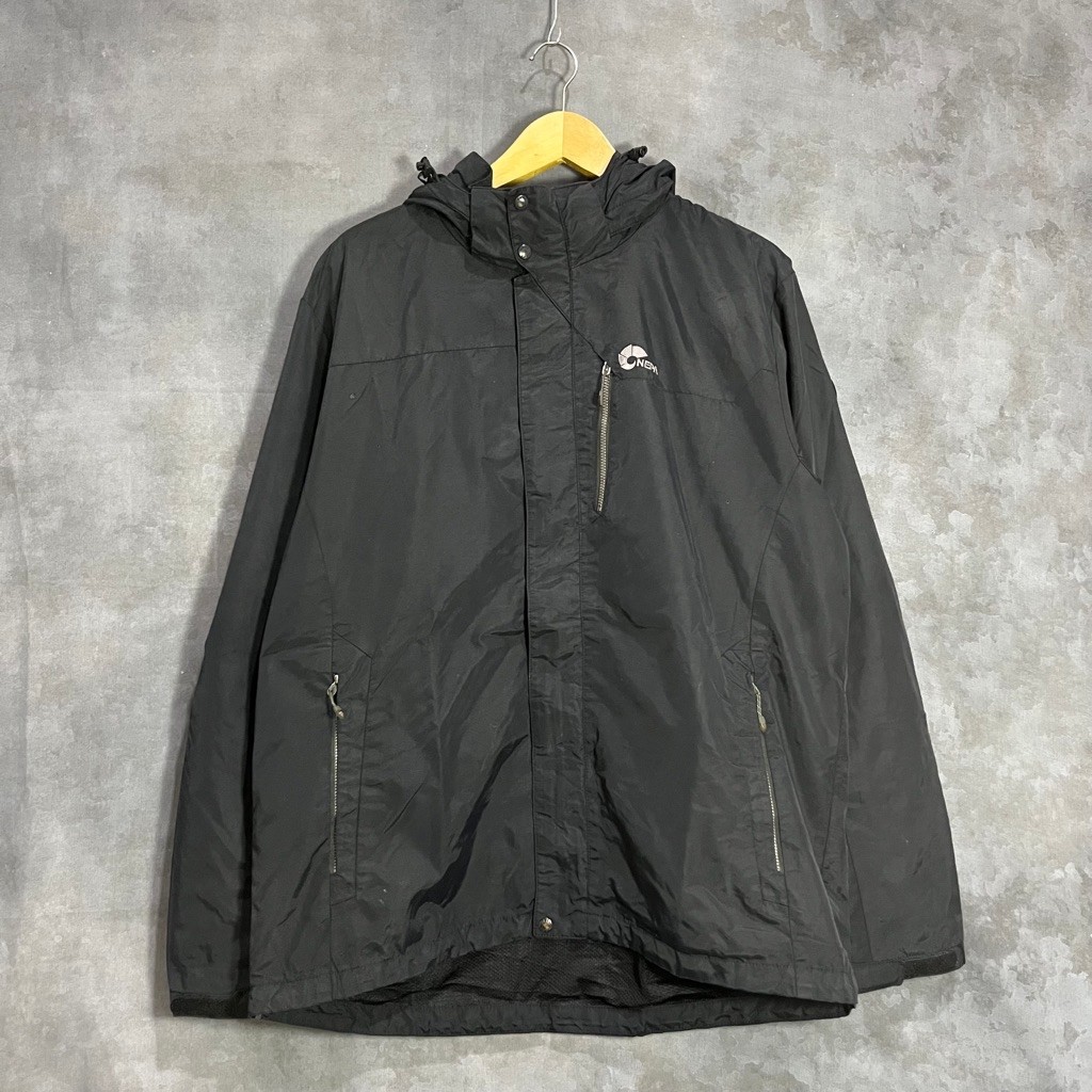 Windbreaker Nepa hitam original second preloved