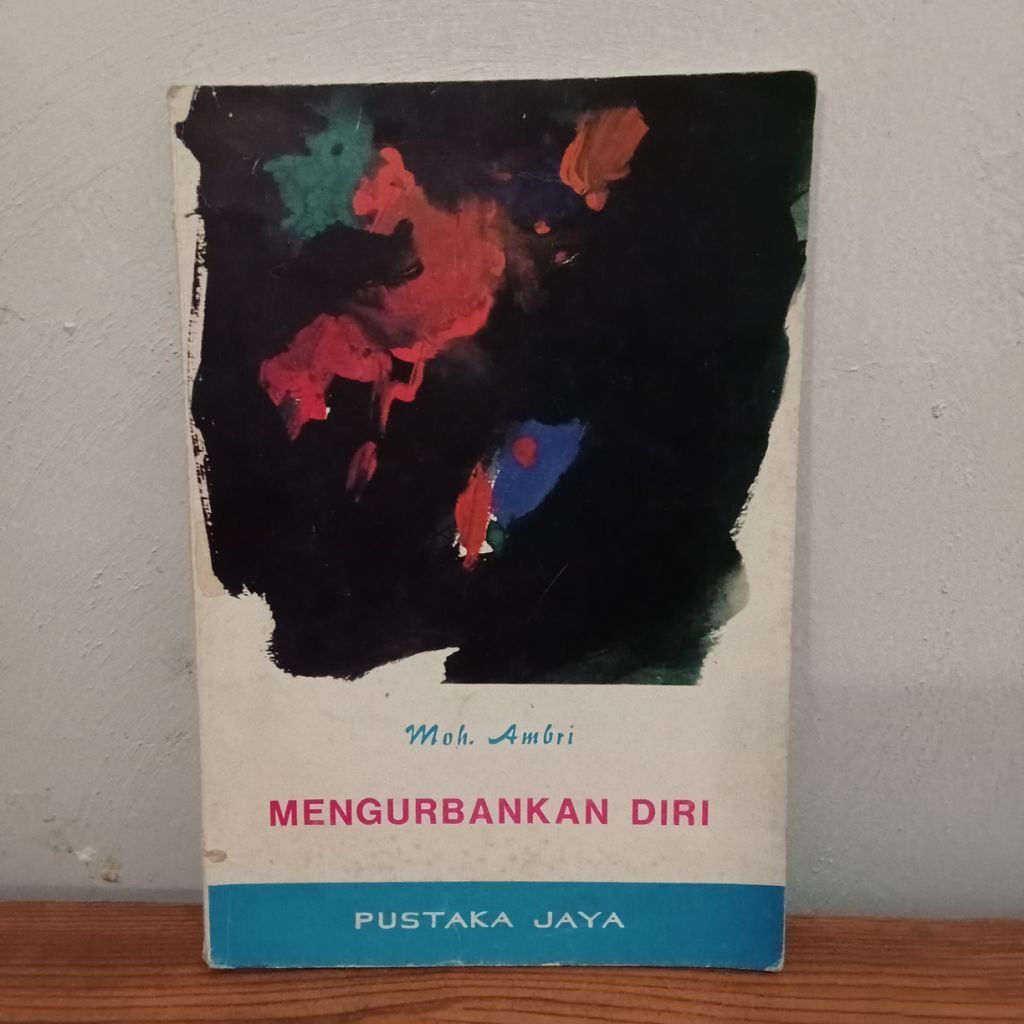 Novel Remaja Klasik Mengurbankan Diri, Karya Moh. Ambri